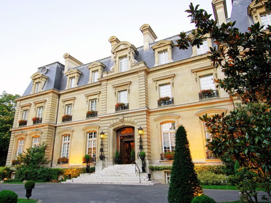 A petit chateau for Mrs. O. OK, I can totally get on board with this.