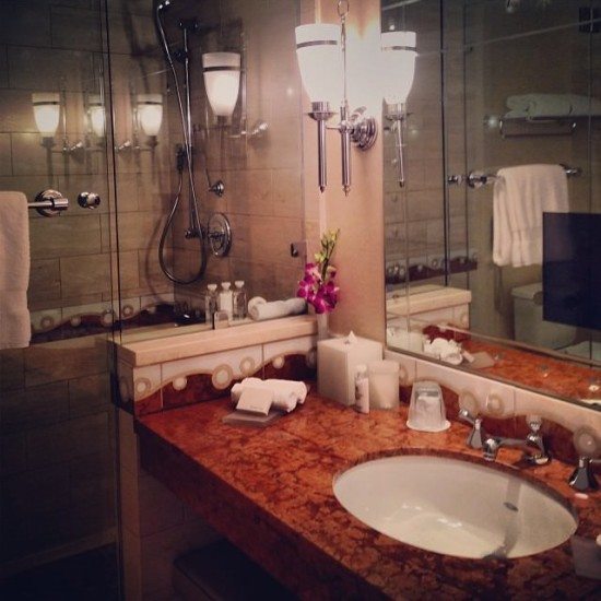 Smart classic bathroom with a great shower and Bulgari amenities