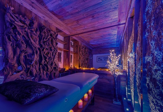 The Chalet Lhotse Massage room