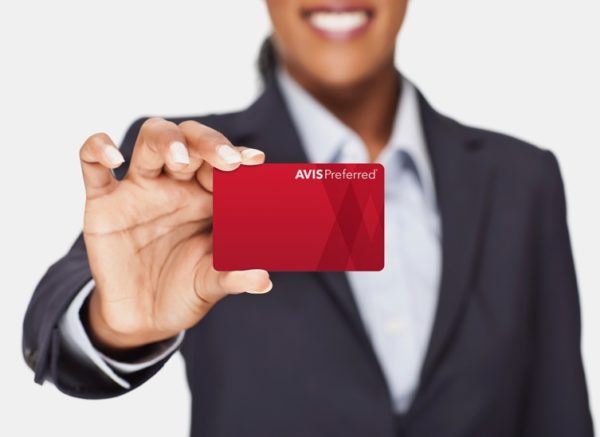 avis-preferred-card-business-woman