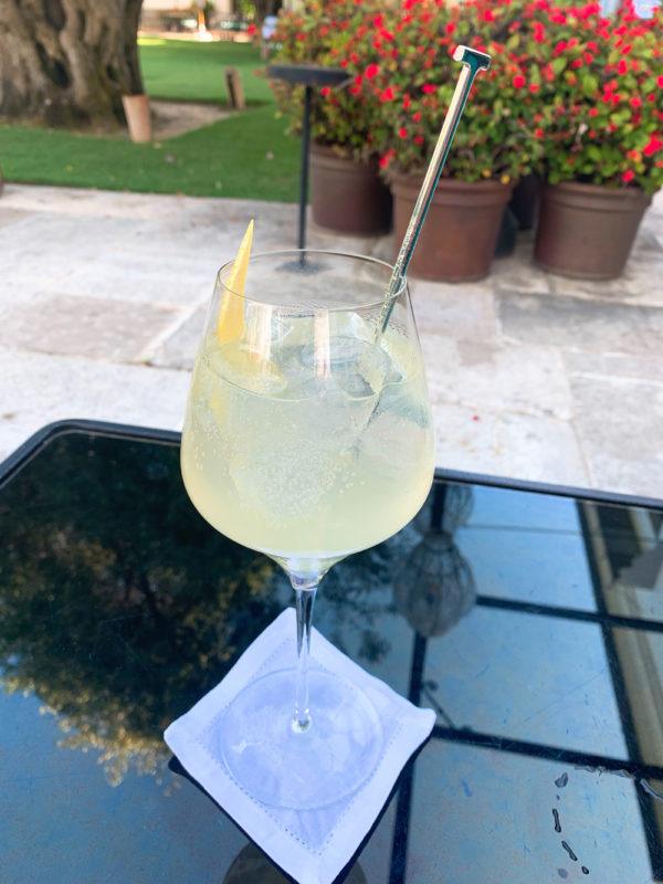 limoncello spritz recipe summer cocktails glass