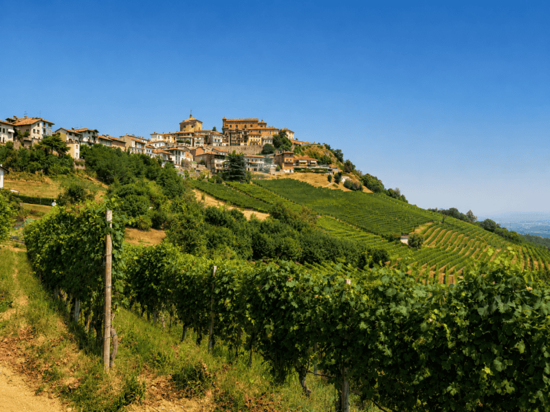 itinerary barolo la morra piedmont piemont italy wine tasting