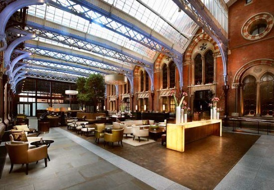 The stylish lobby at the St. Pancras Renaissance