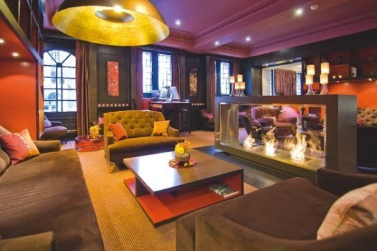The comfortable library at the Sofitel Amsterdam